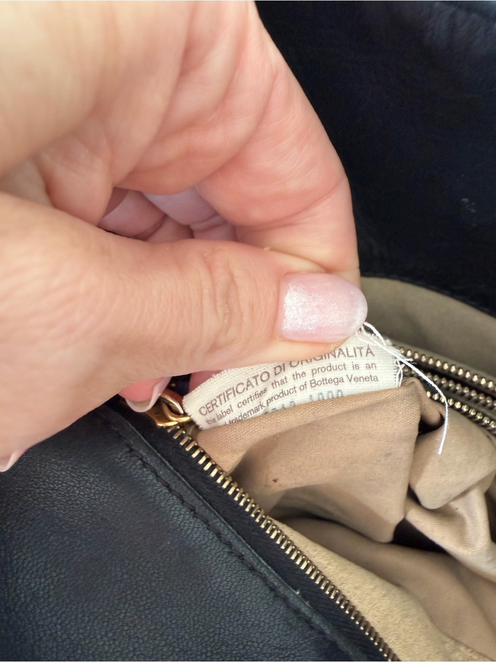 BOTTEGA VENETA vintage small hobo - Picture 10 of 16
